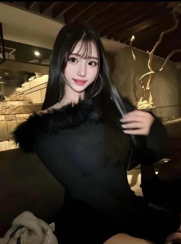 高雄外送茶楓悠亞介紹，D奶甜美日系正妹風俗級全套服務內容